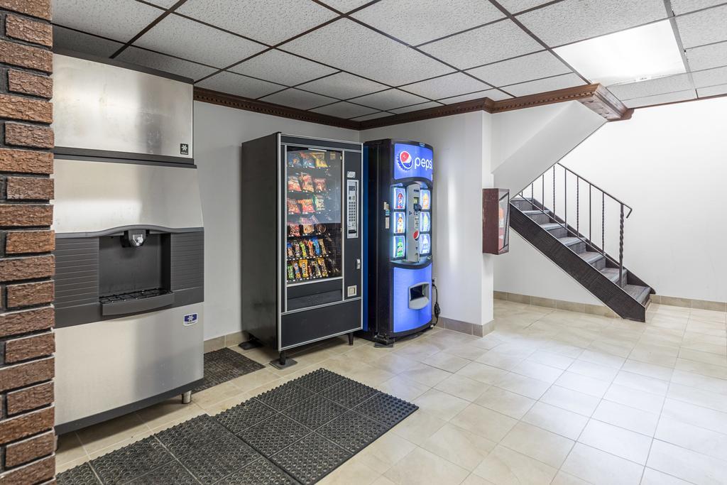 Motel 6-Warminster, Pa Eksteriør billede
