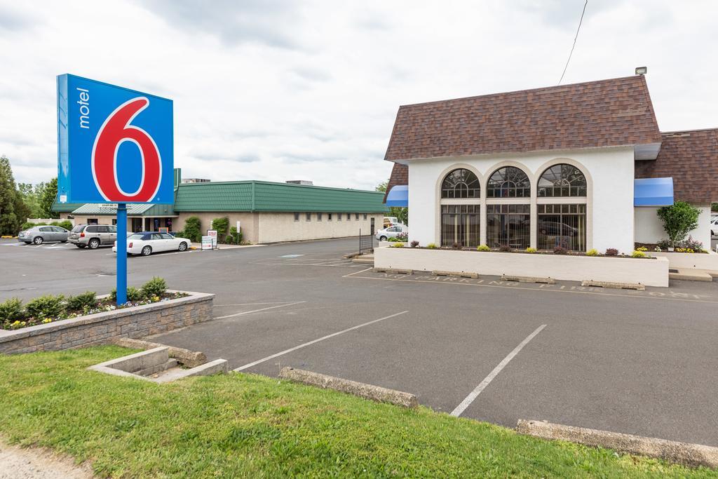 Motel 6-Warminster, Pa Eksteriør billede