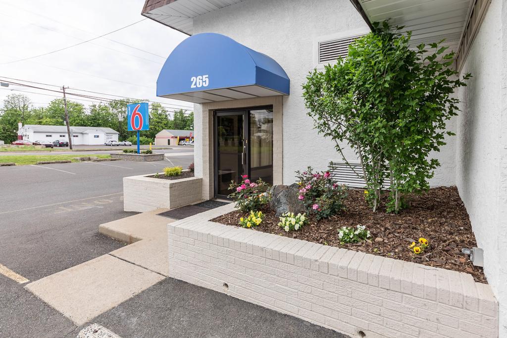 Motel 6-Warminster, Pa Eksteriør billede