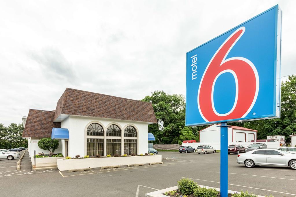 Motel 6-Warminster, Pa Eksteriør billede